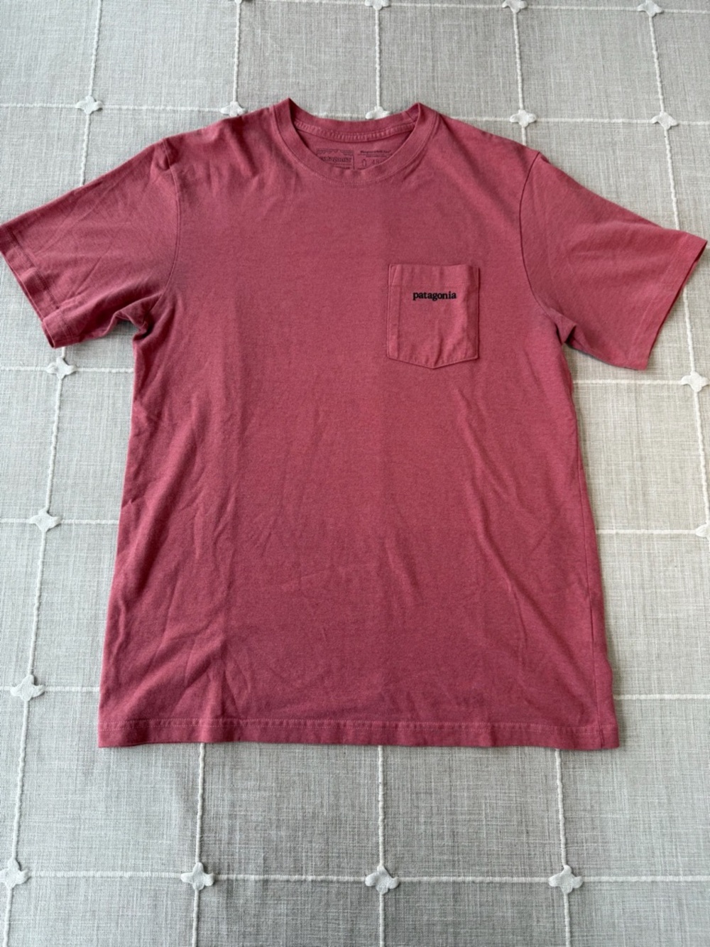 Patagonia Men's Short‑Sleeve Pocket Tee in Maroon - Size Small